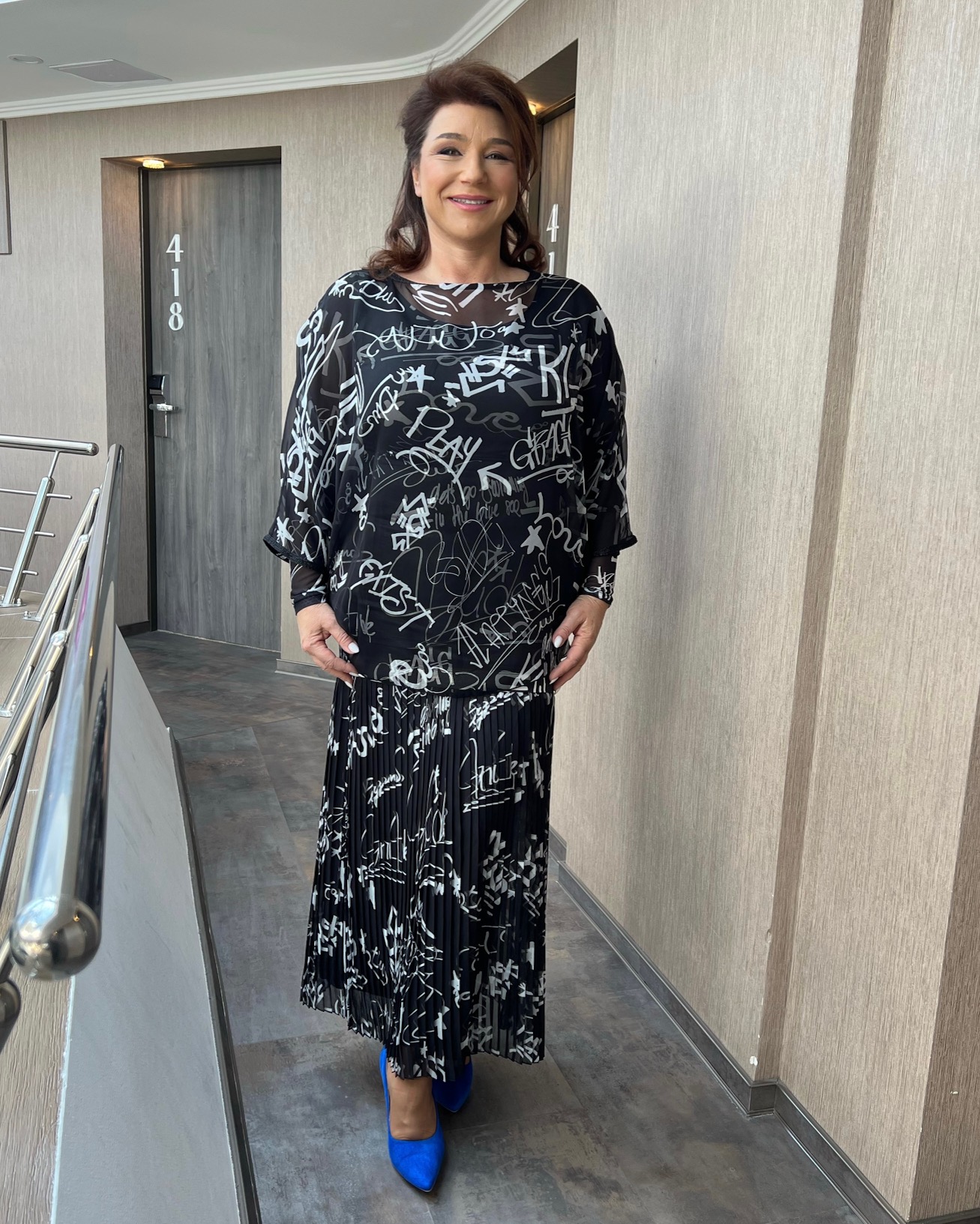 Elegáns háromrészes ruha