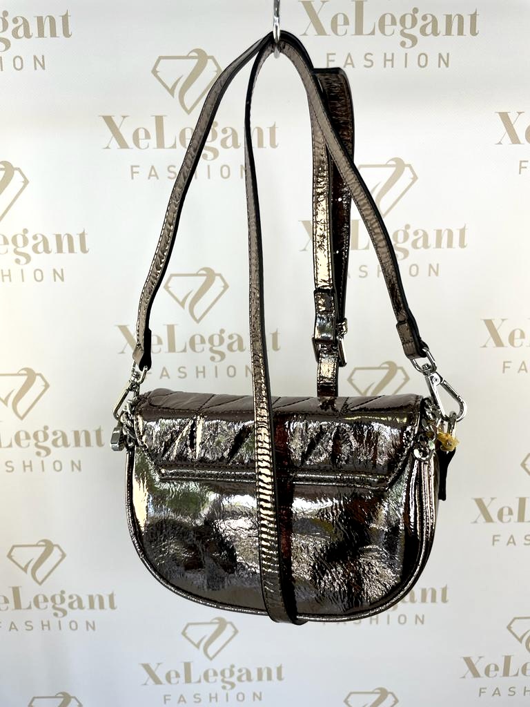 Fényes króm kistáska két vállpánttal - Image 3