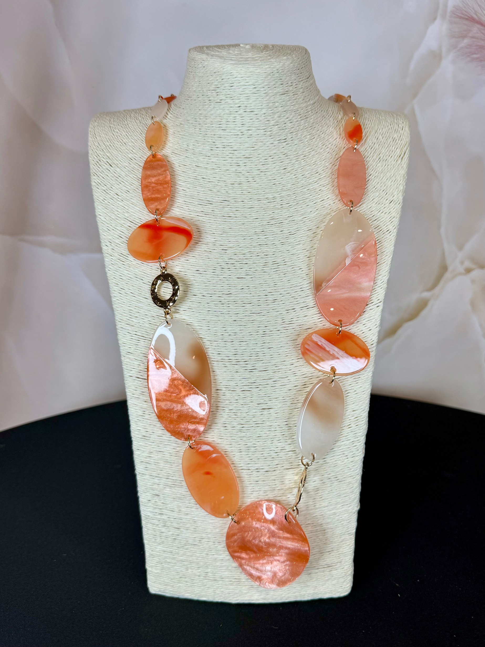 Hosszú narancssárga lánc