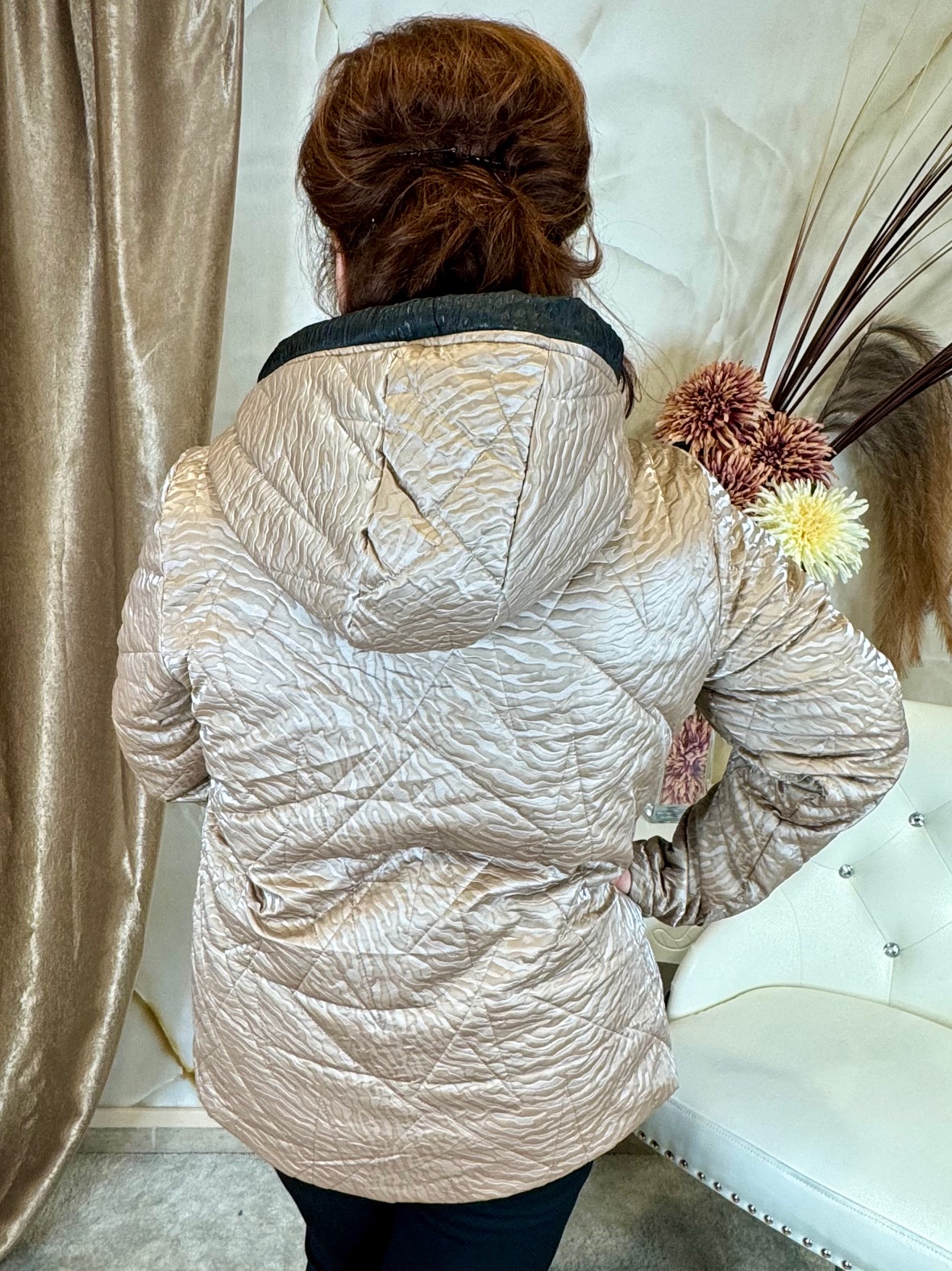 Selyemfényű rövid pezsgőszínű kabát - Image 5