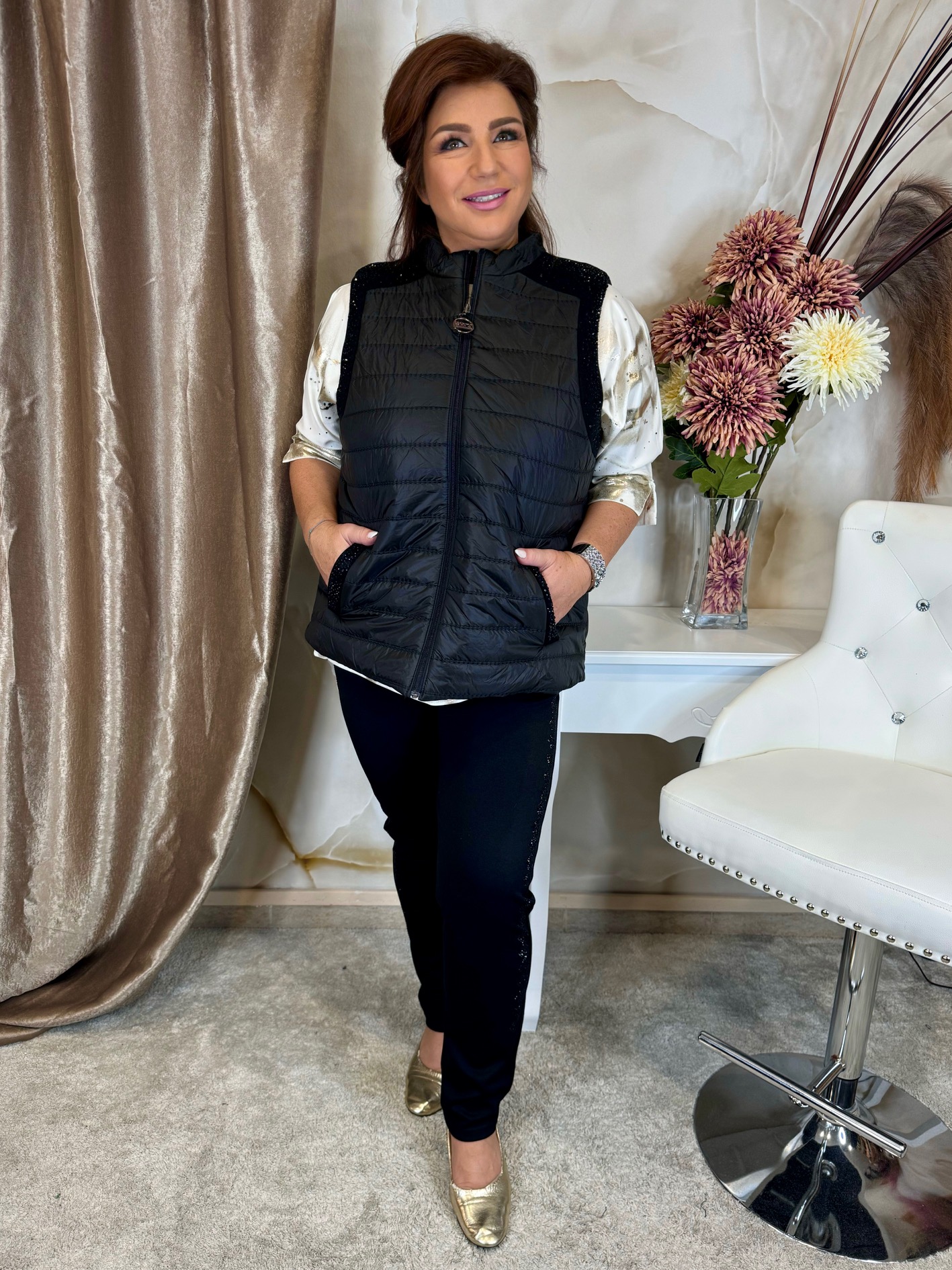 Rövid steppelt fekete mellény - Image 5