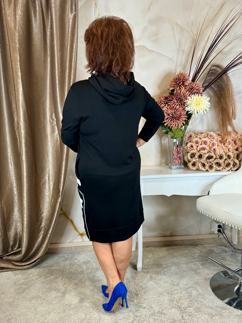 Fekete-fehér csinos pamut ruha kék dísszel - Image 5