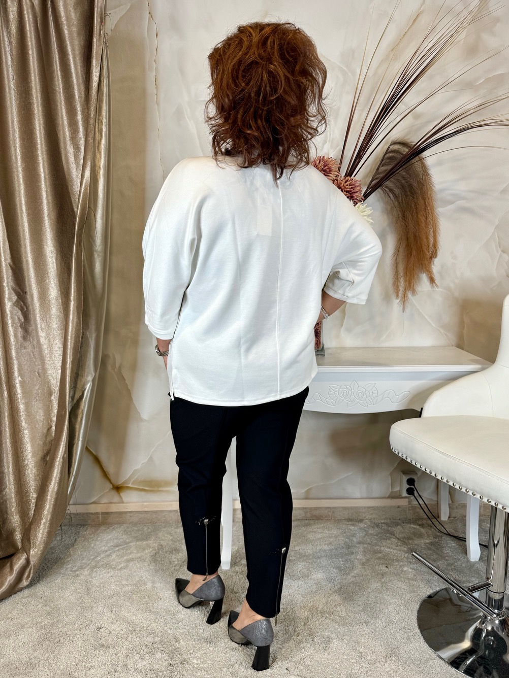 Prémium V nyakú felső kristálykő szívecskékkel - Image 4