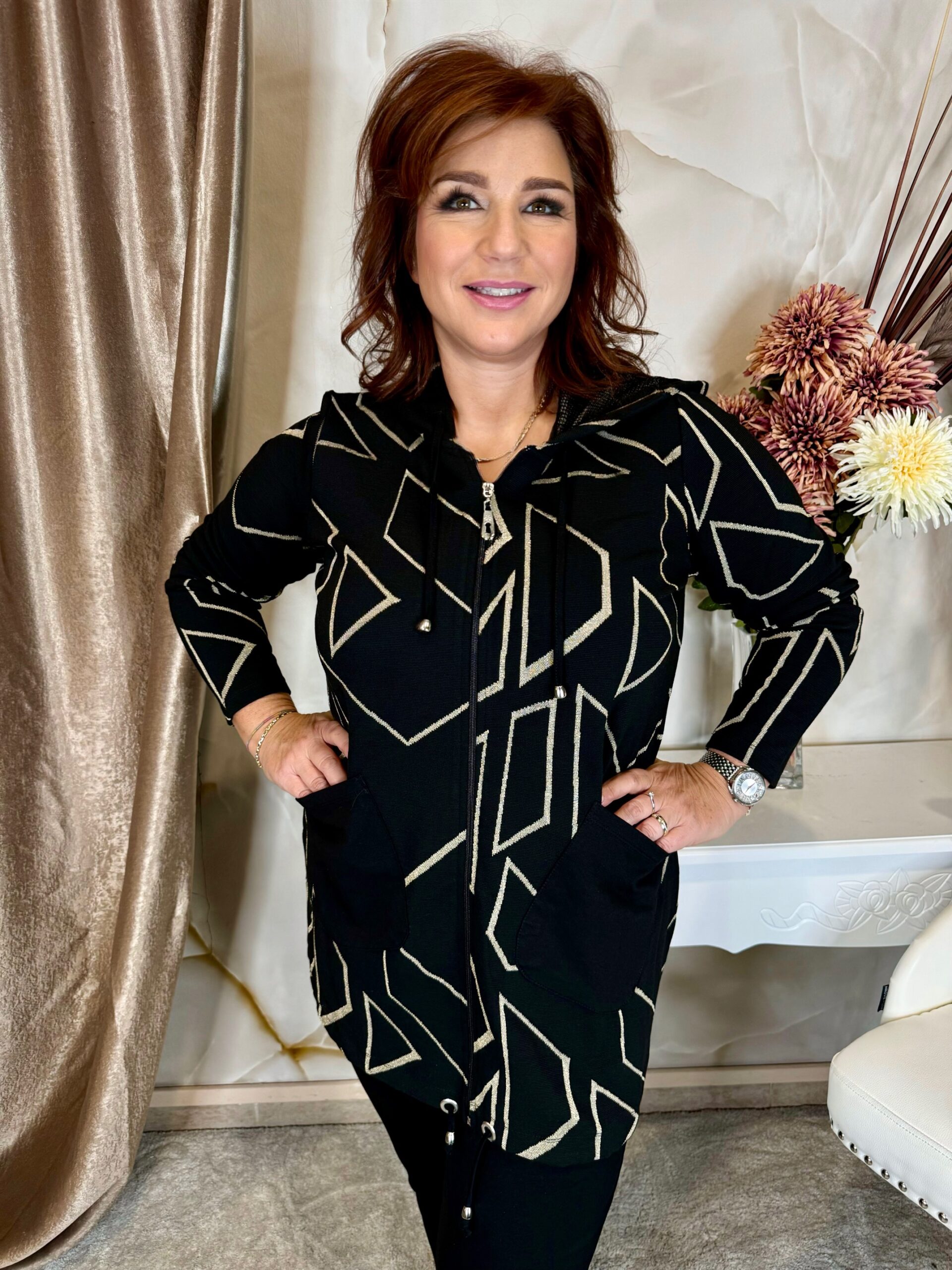 Csinos fekete-arany szett hosszított felsővel - Image 2