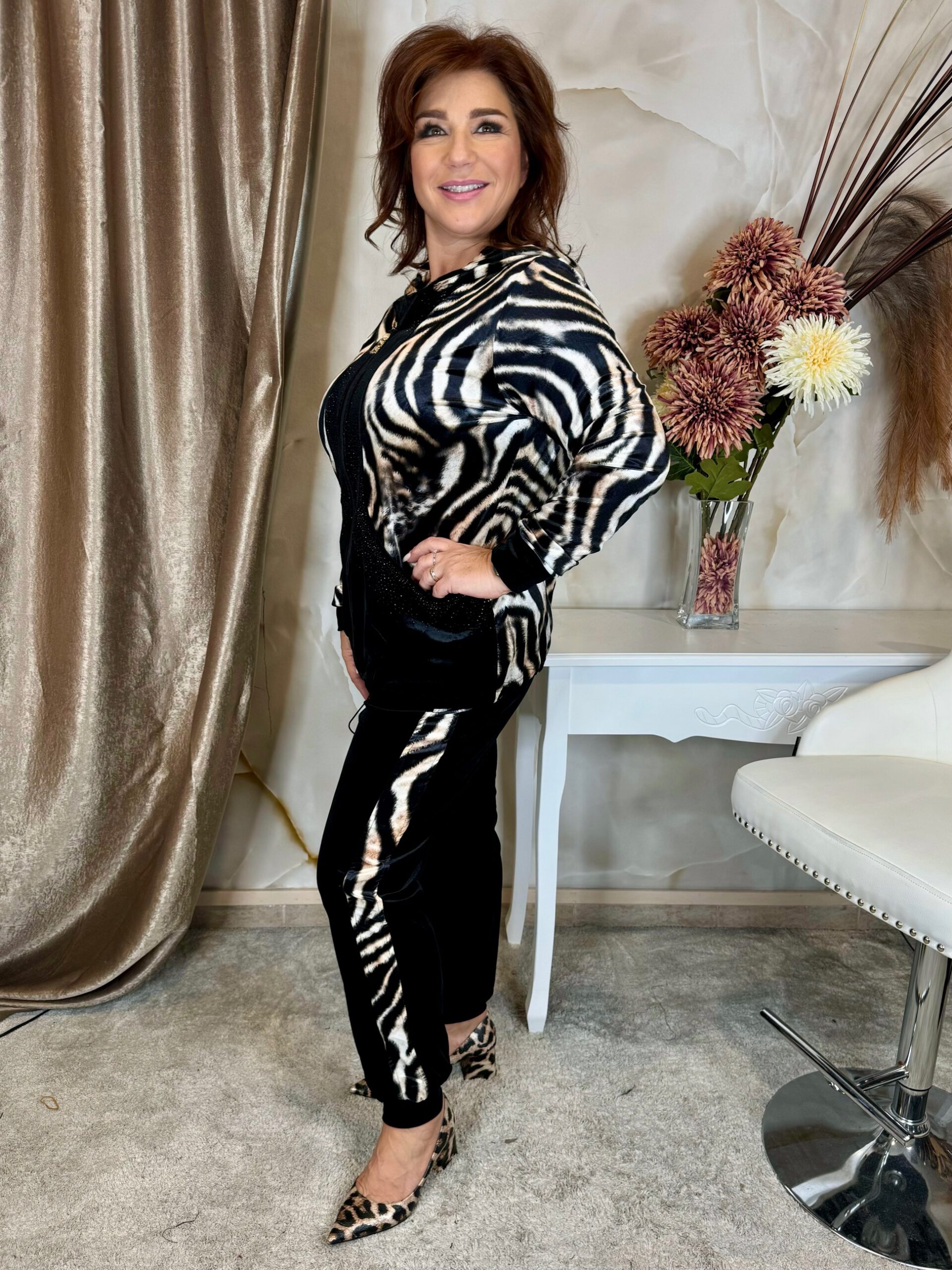 Tigrismintás plüss szabadidőszett - Image 5