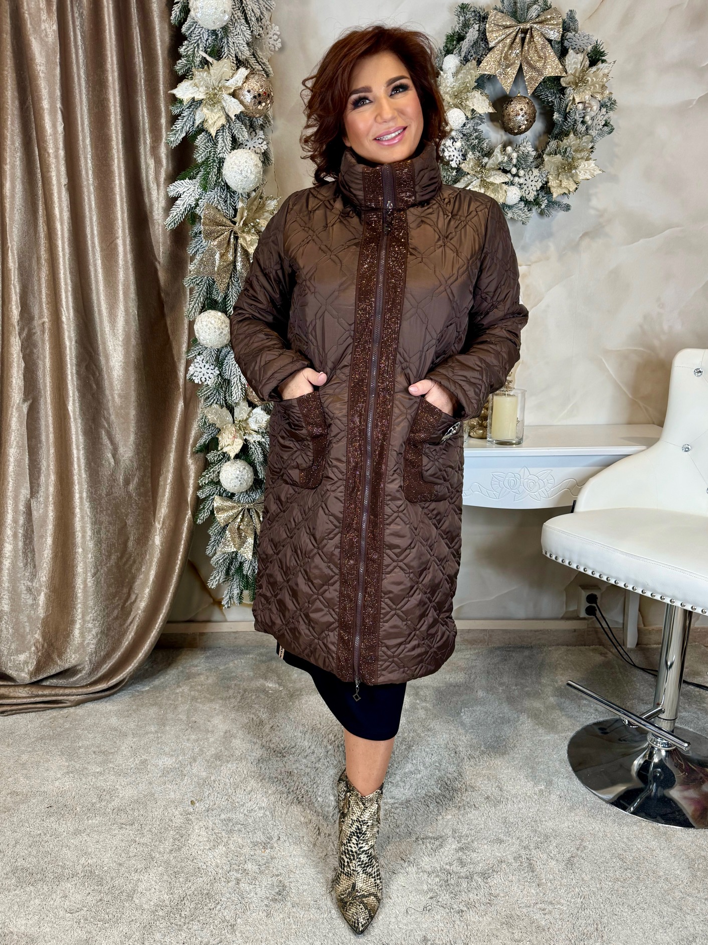 Letisztult csokibarna galléros steppelt kabát - Image 2