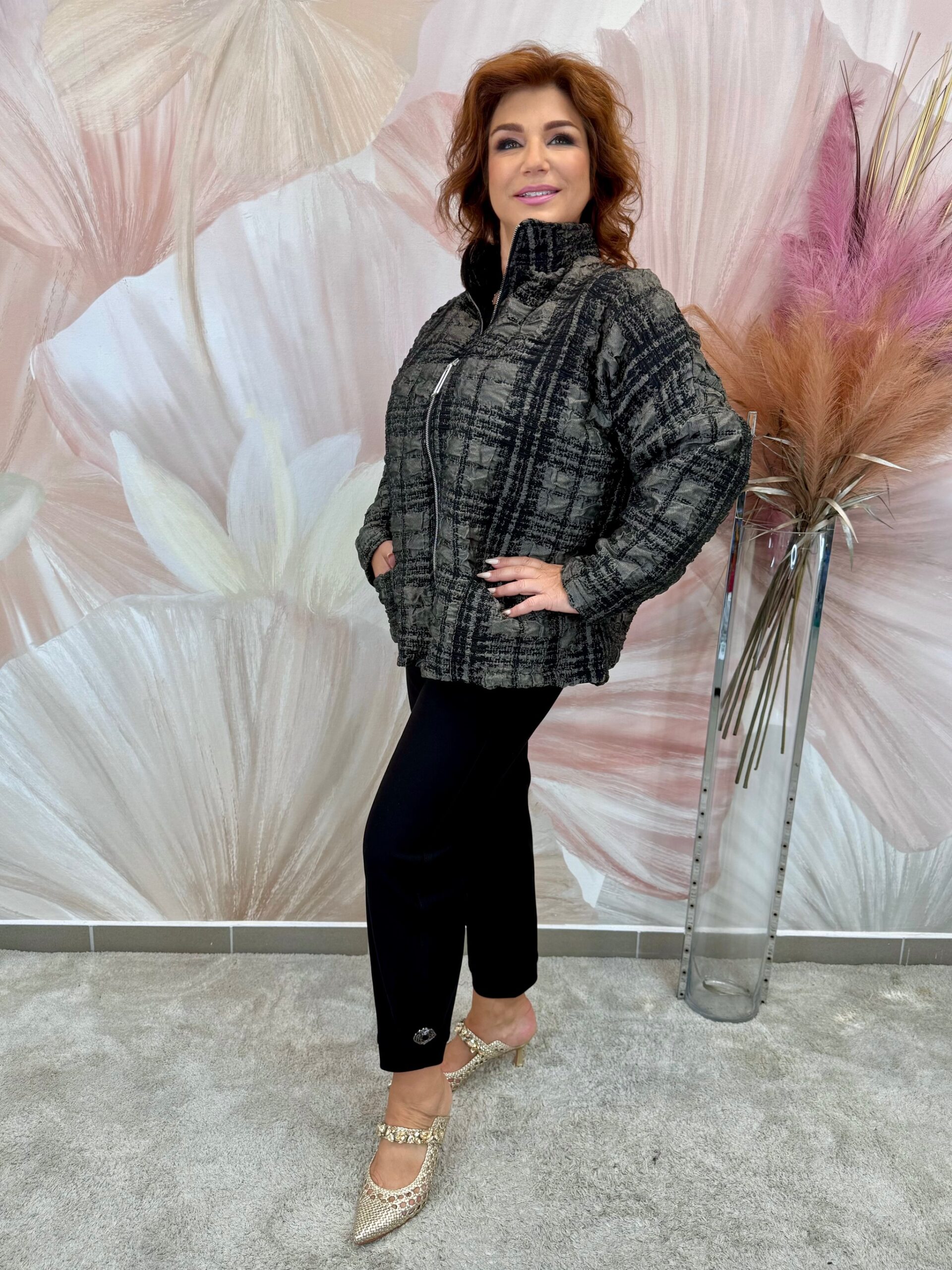 Csinos bronz-fekete kiskabát - Image 3