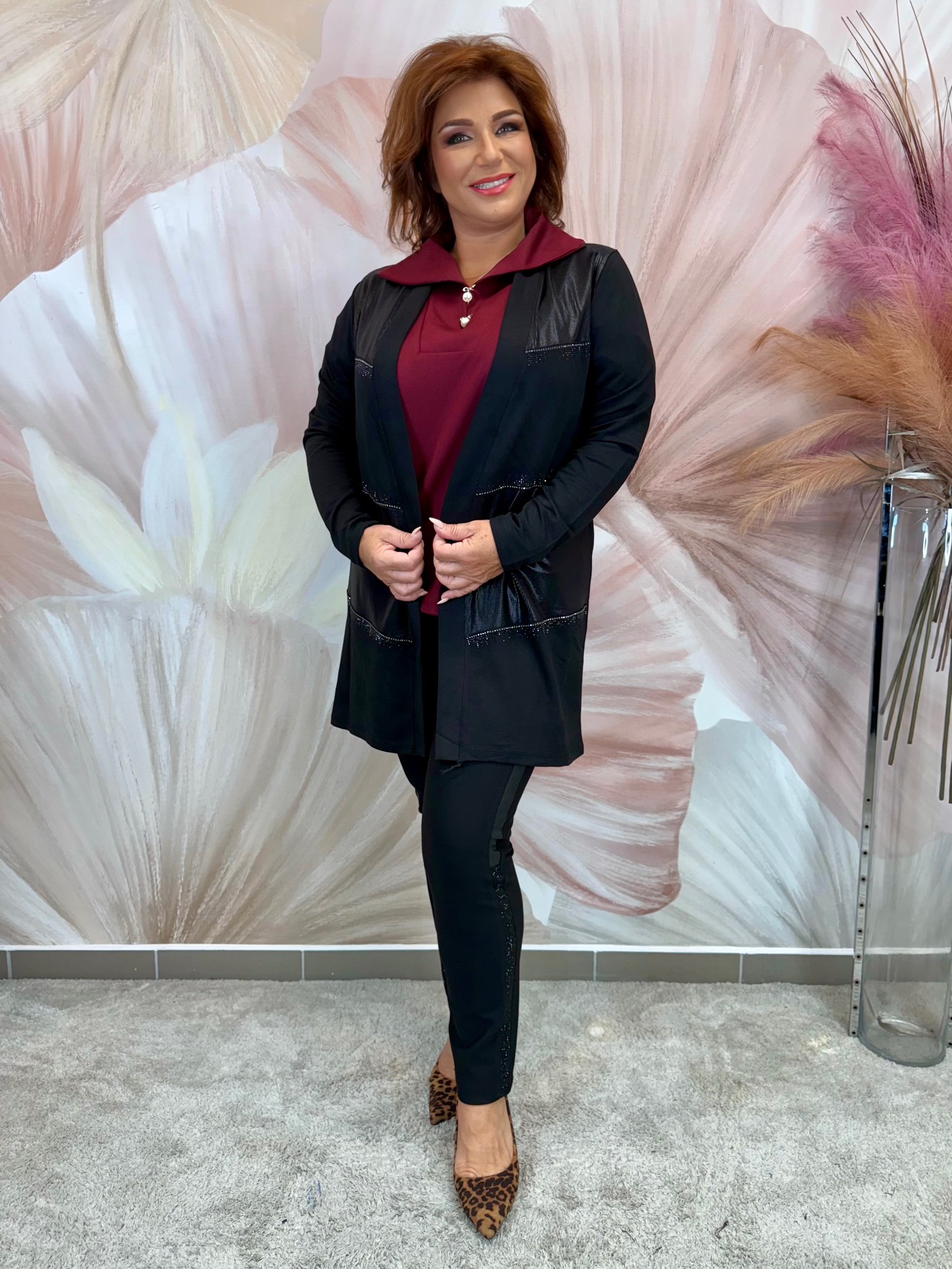 Fekete pamut kardigán bőrbetéttel, ezüst kristályokkal - Image 3