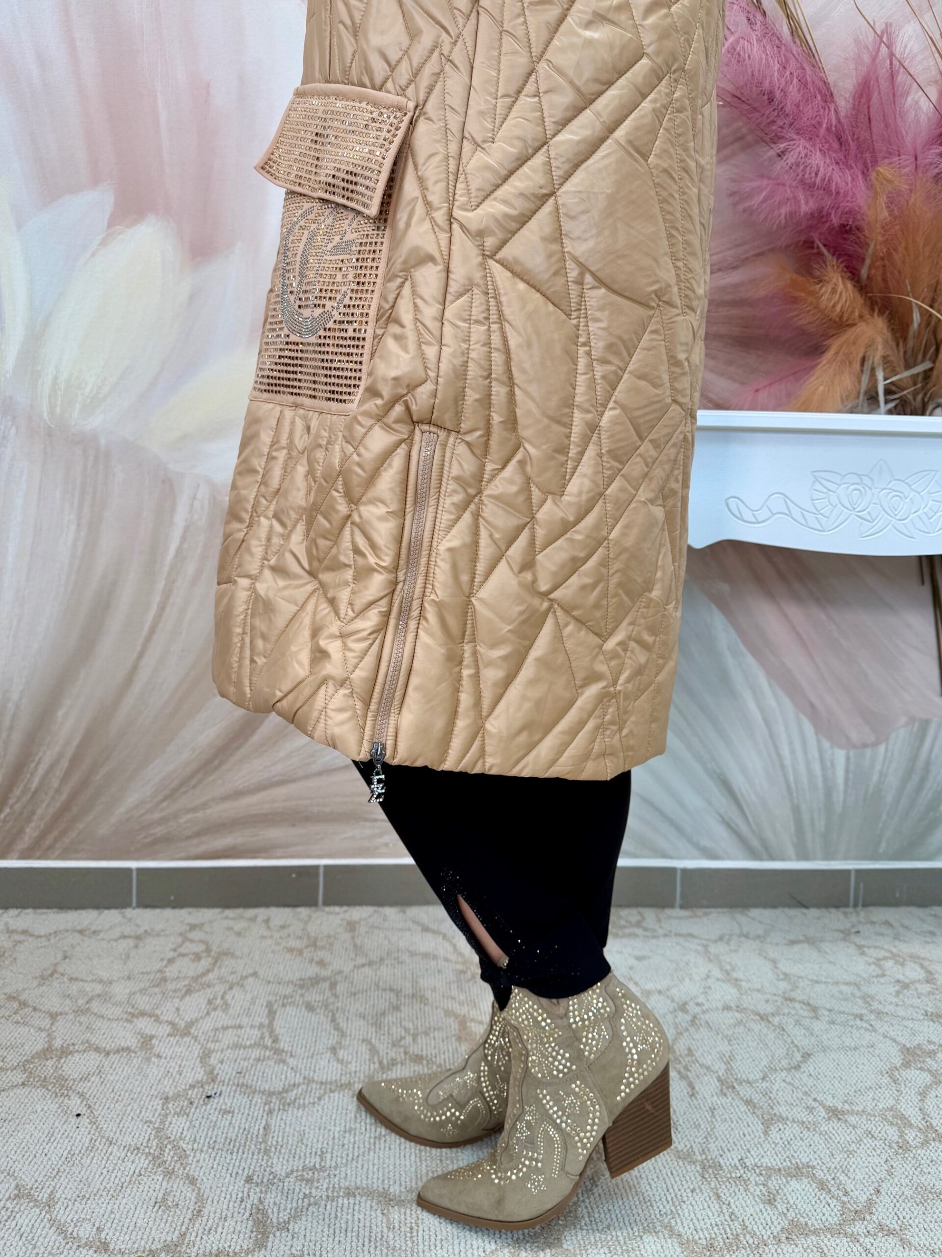 Hosszú pezsgőszínű mellény szőrmés kapucnival - Image 6