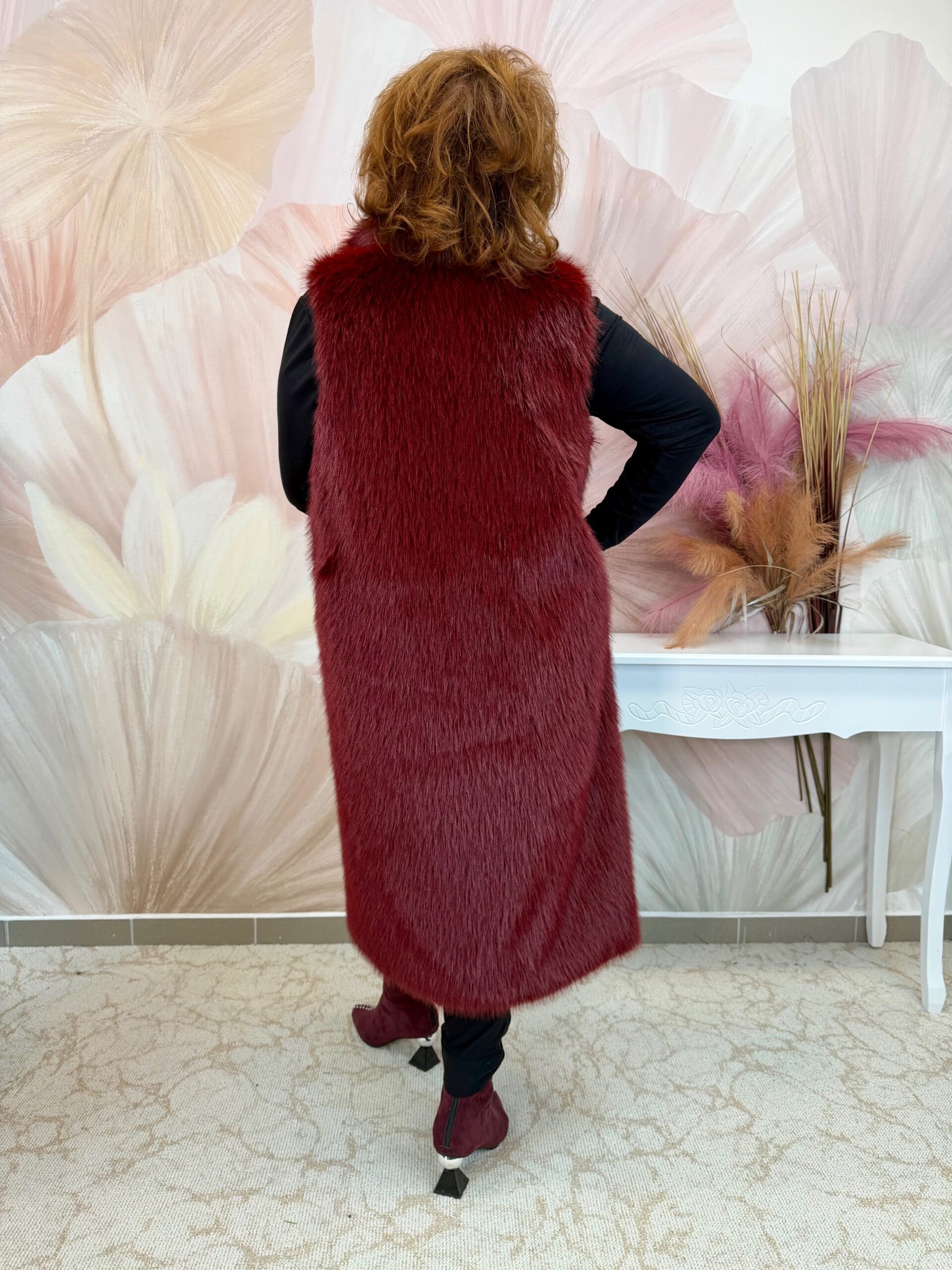 Hosszú burgundi szőrme mellény - Image 6