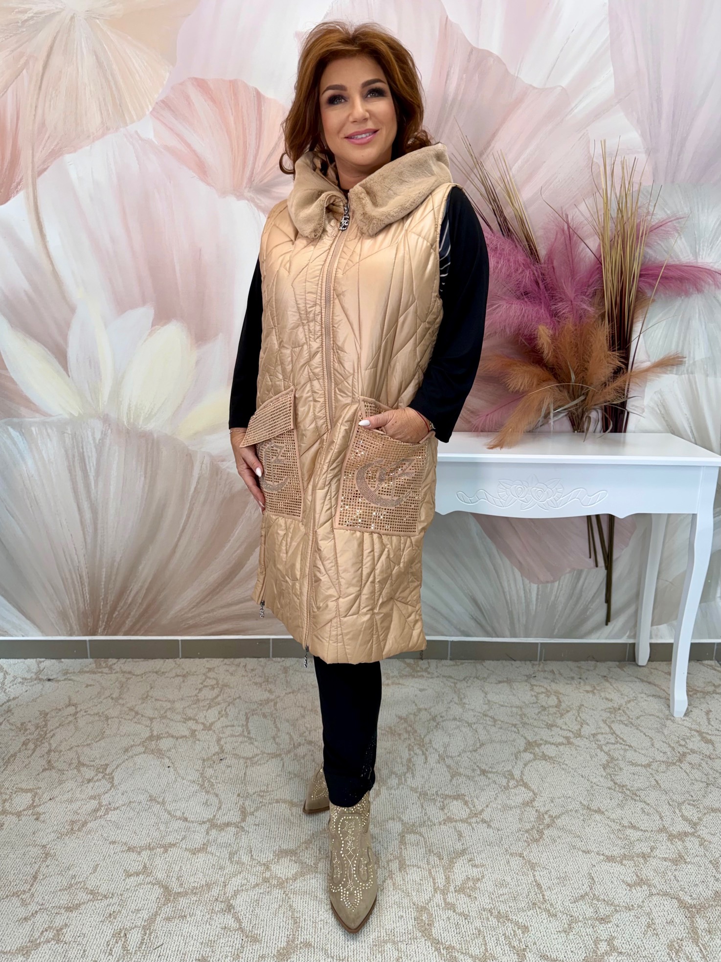 Hosszú pezsgőszínű mellény szőrmés kapucnival - Image 3