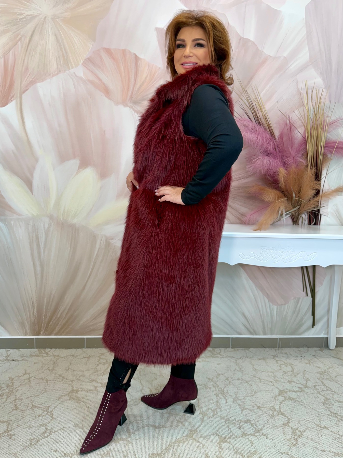 Hosszú burgundi szőrme mellény - Image 5