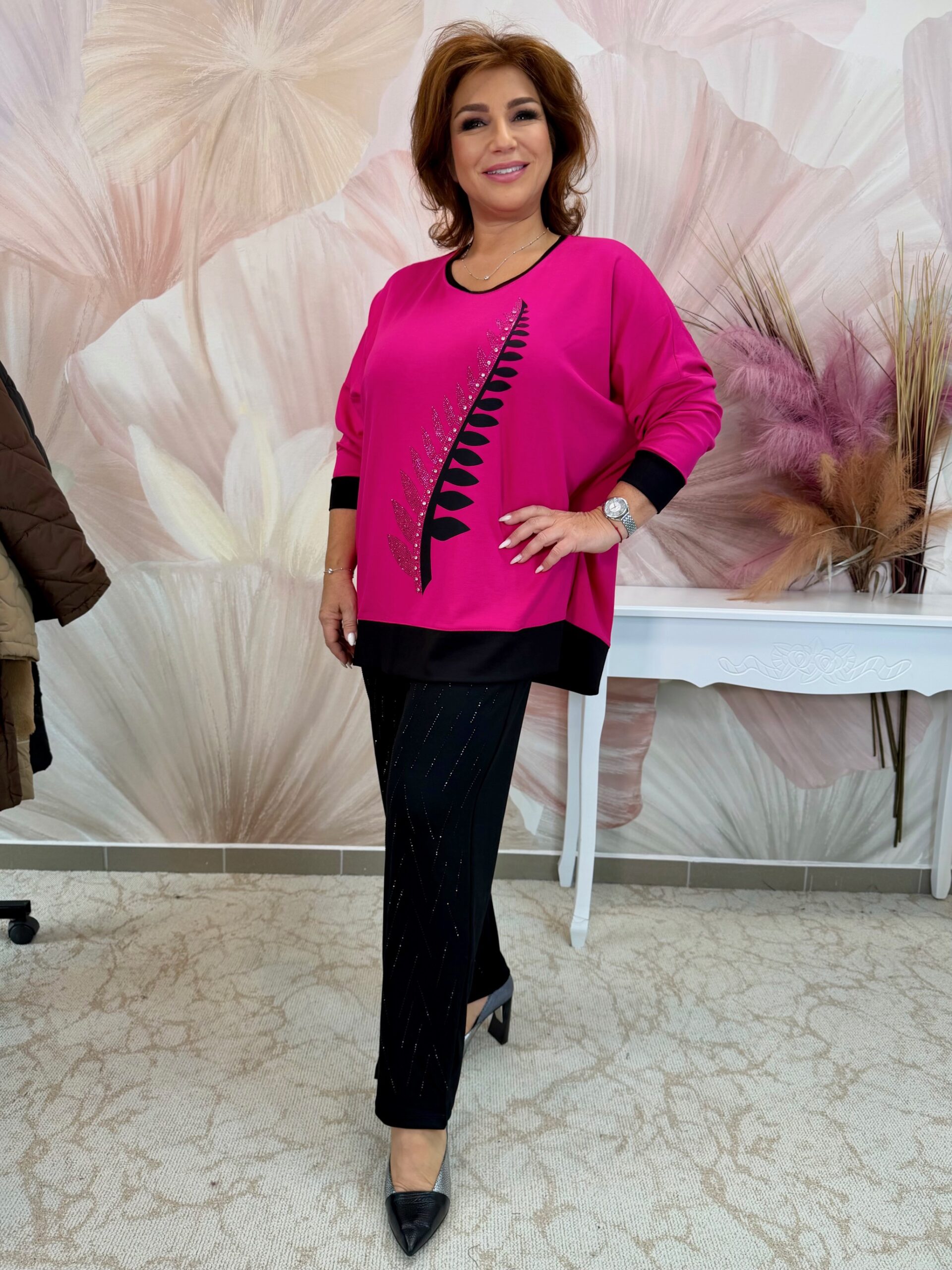 Pink felső fekete passzéval, strasszokkal - Image 2