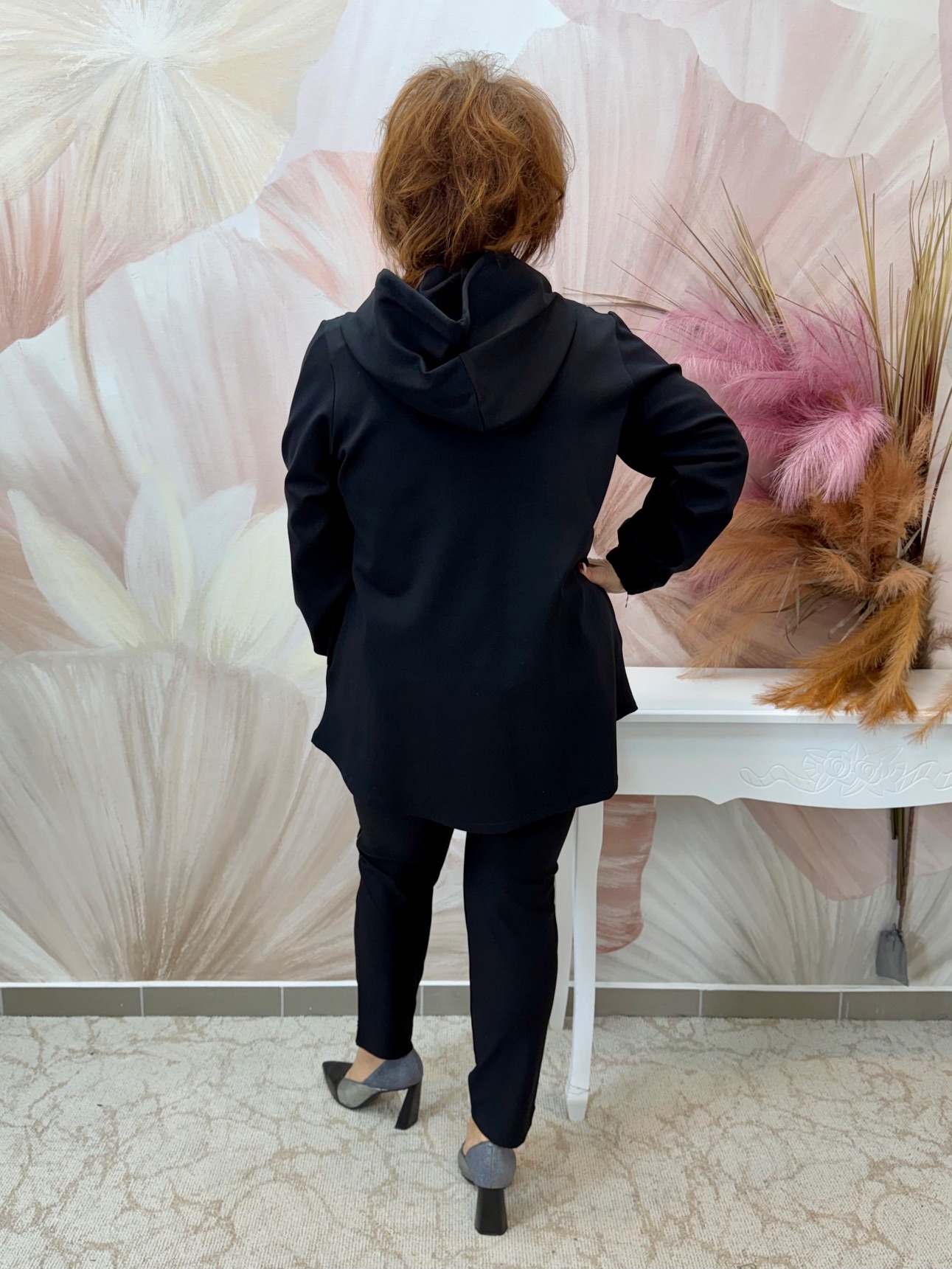 Fekete kiskabát fehér gyöngypatentokkal - Image 5