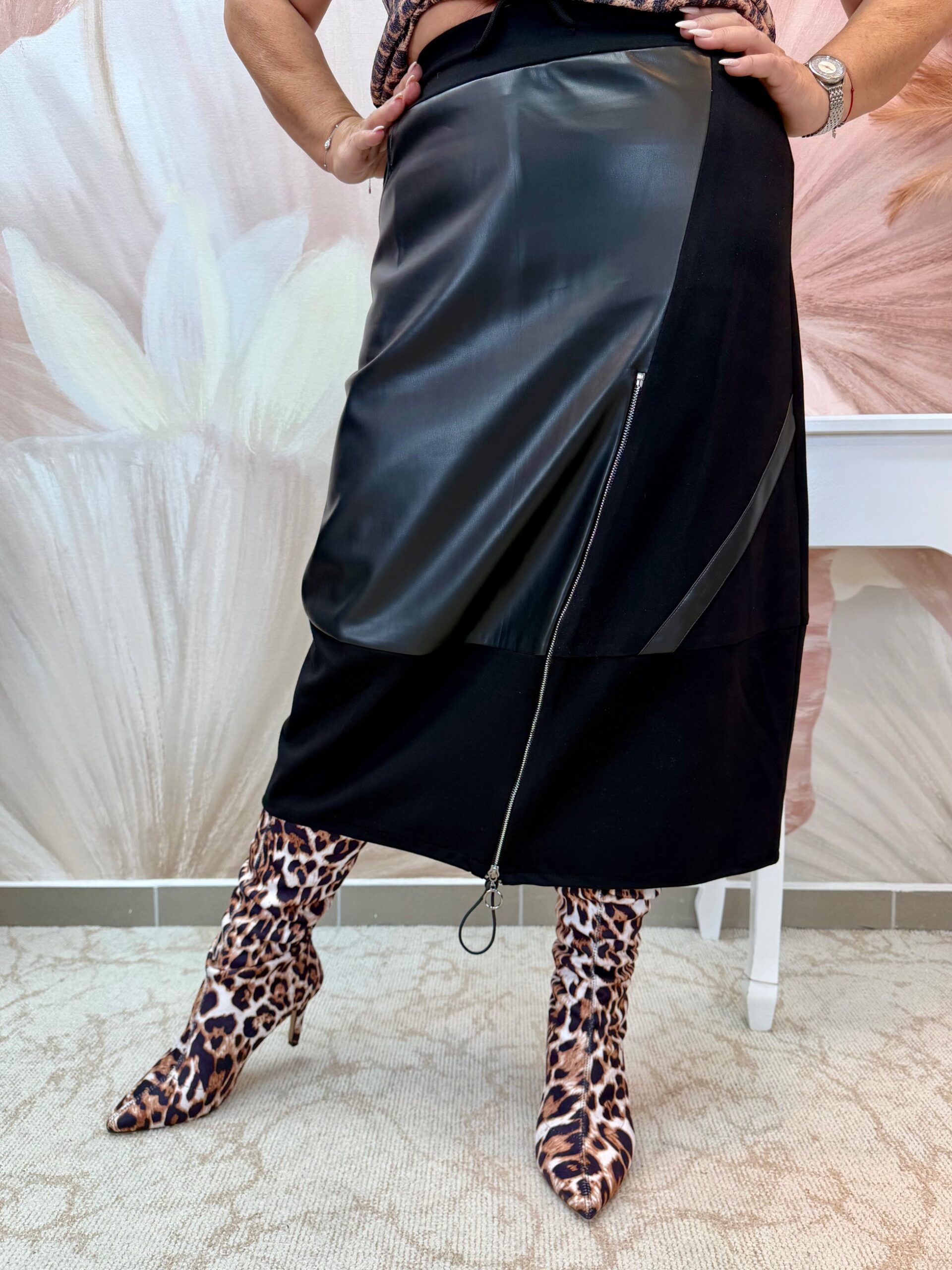 Bőrbetétes pamut szoknya ezüst zippzár dísszel