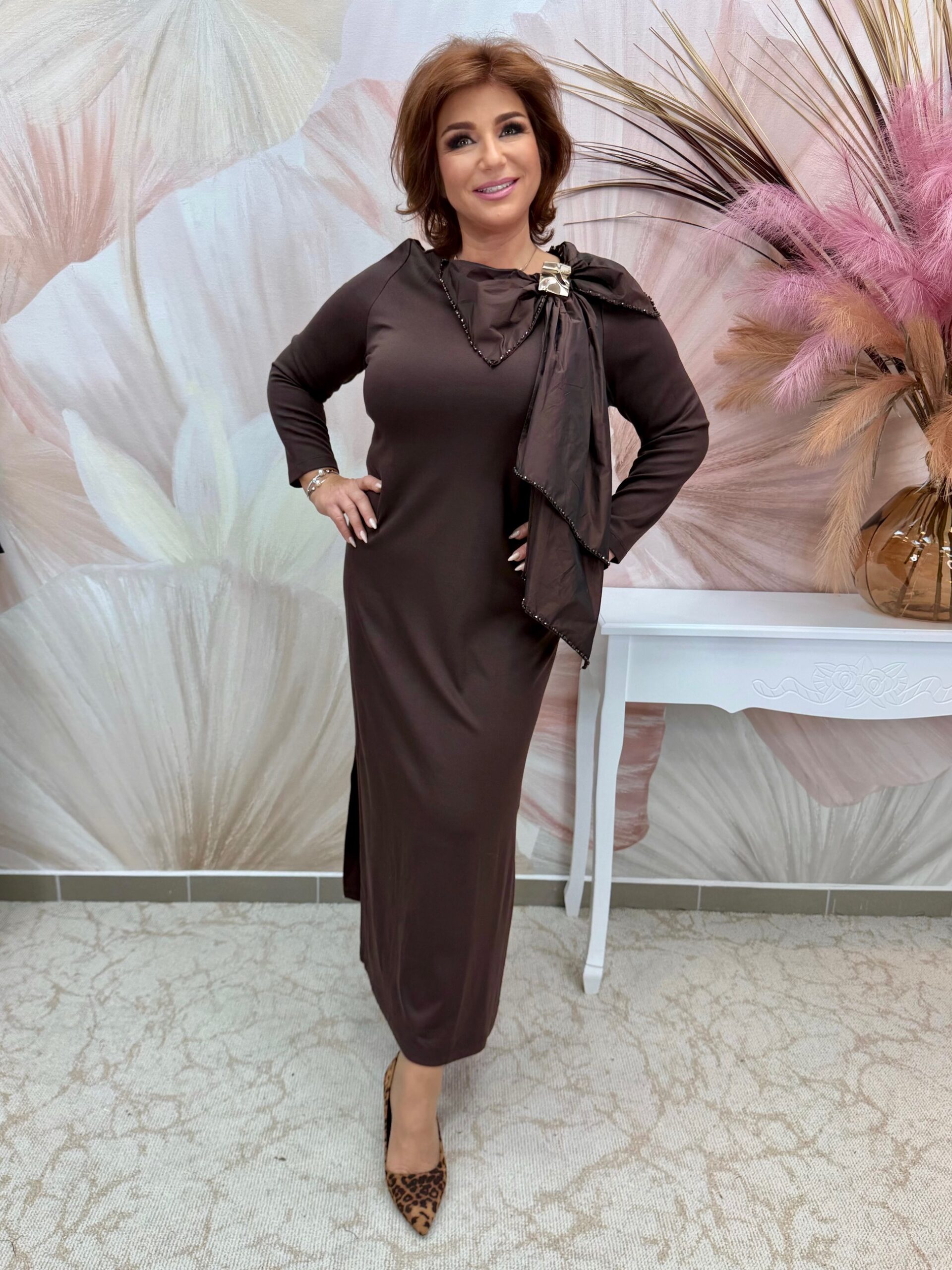 Csokibarna hosszú alkalmi gyönyörű masni dísszel - Image 3