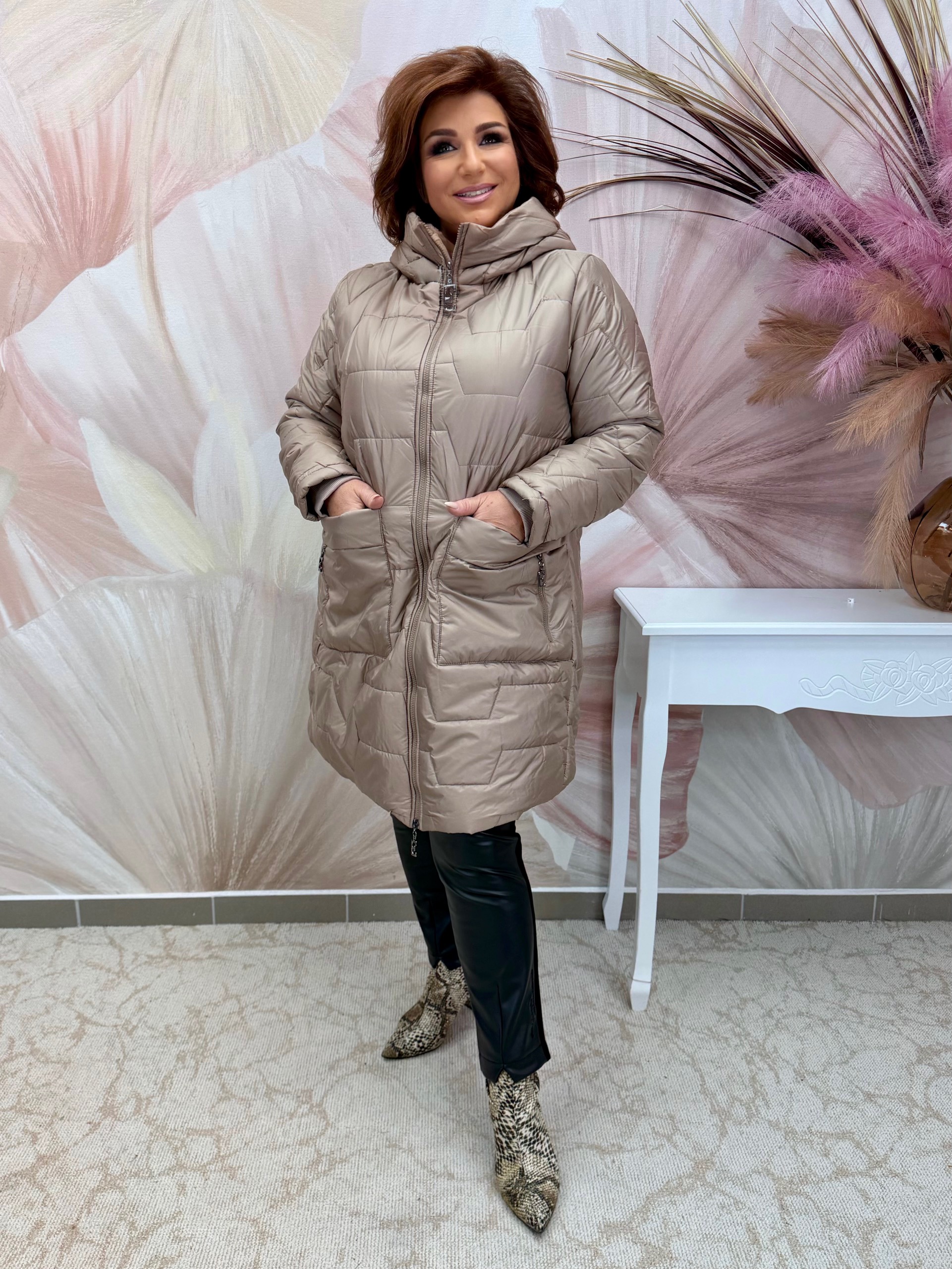 Prémium bézs belül szőrmés télikabát - Image 4