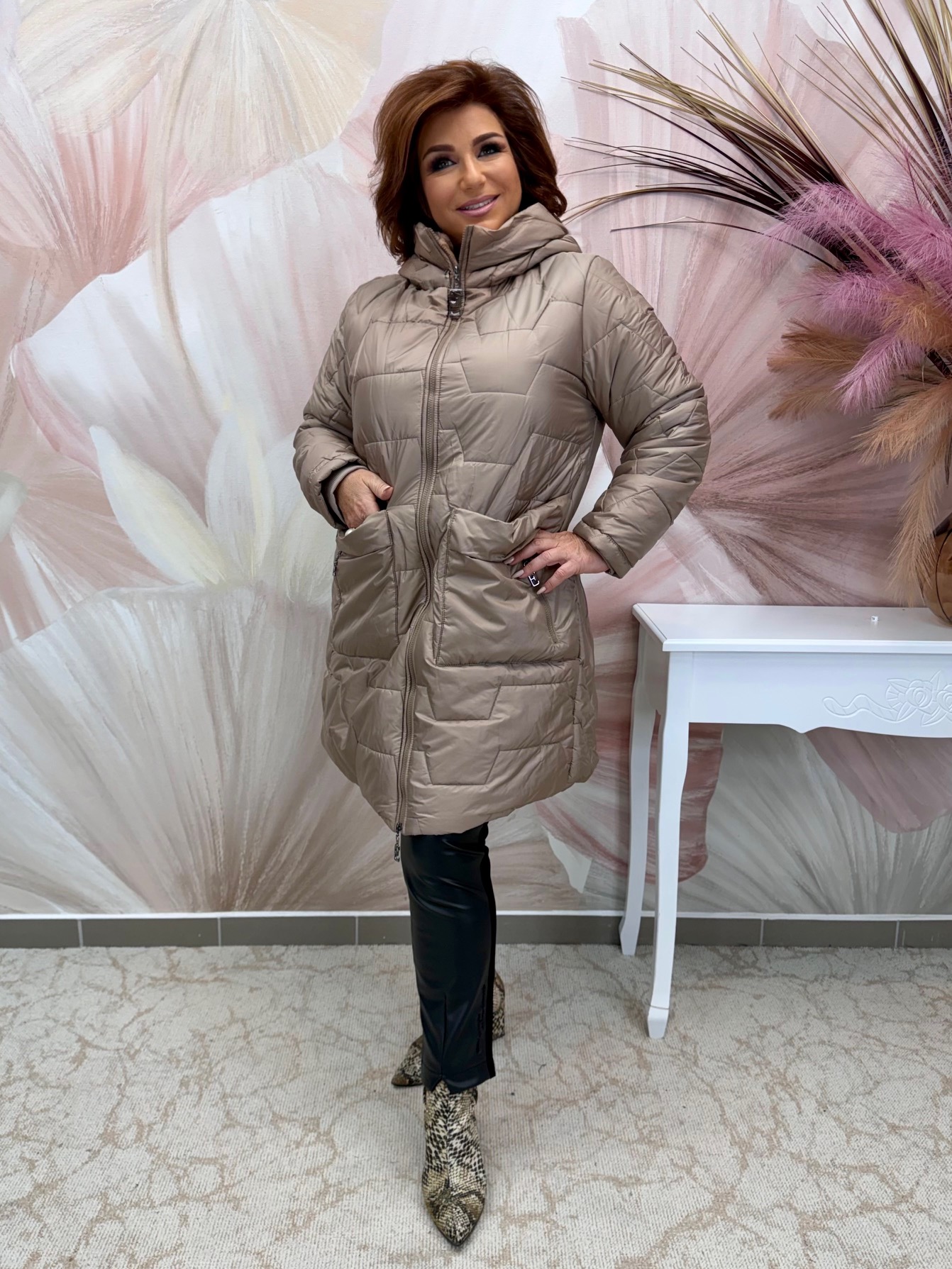 Prémium bézs belül szőrmés télikabát - Image 6