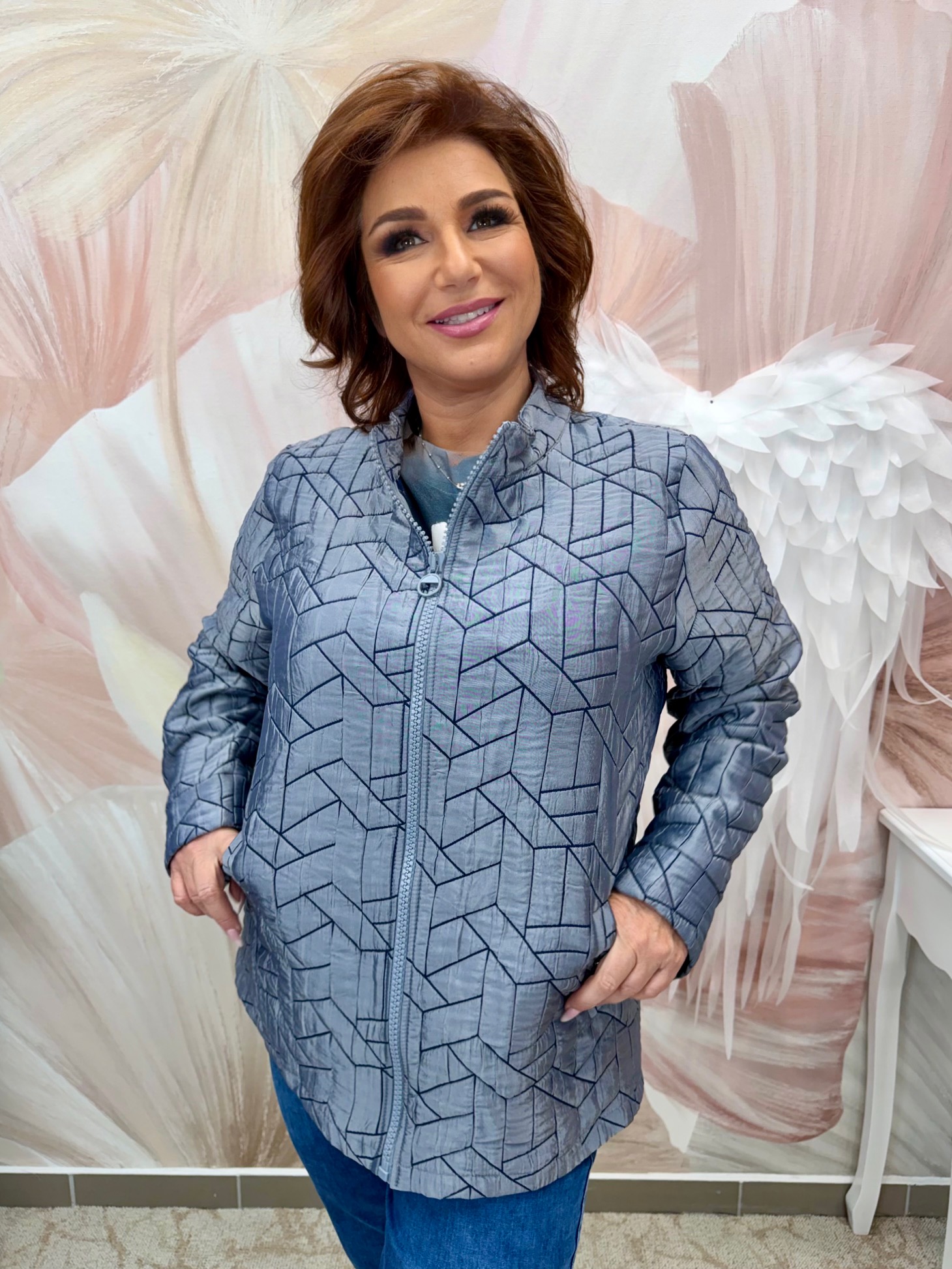 Csinos steppelt szürkés kiskabát