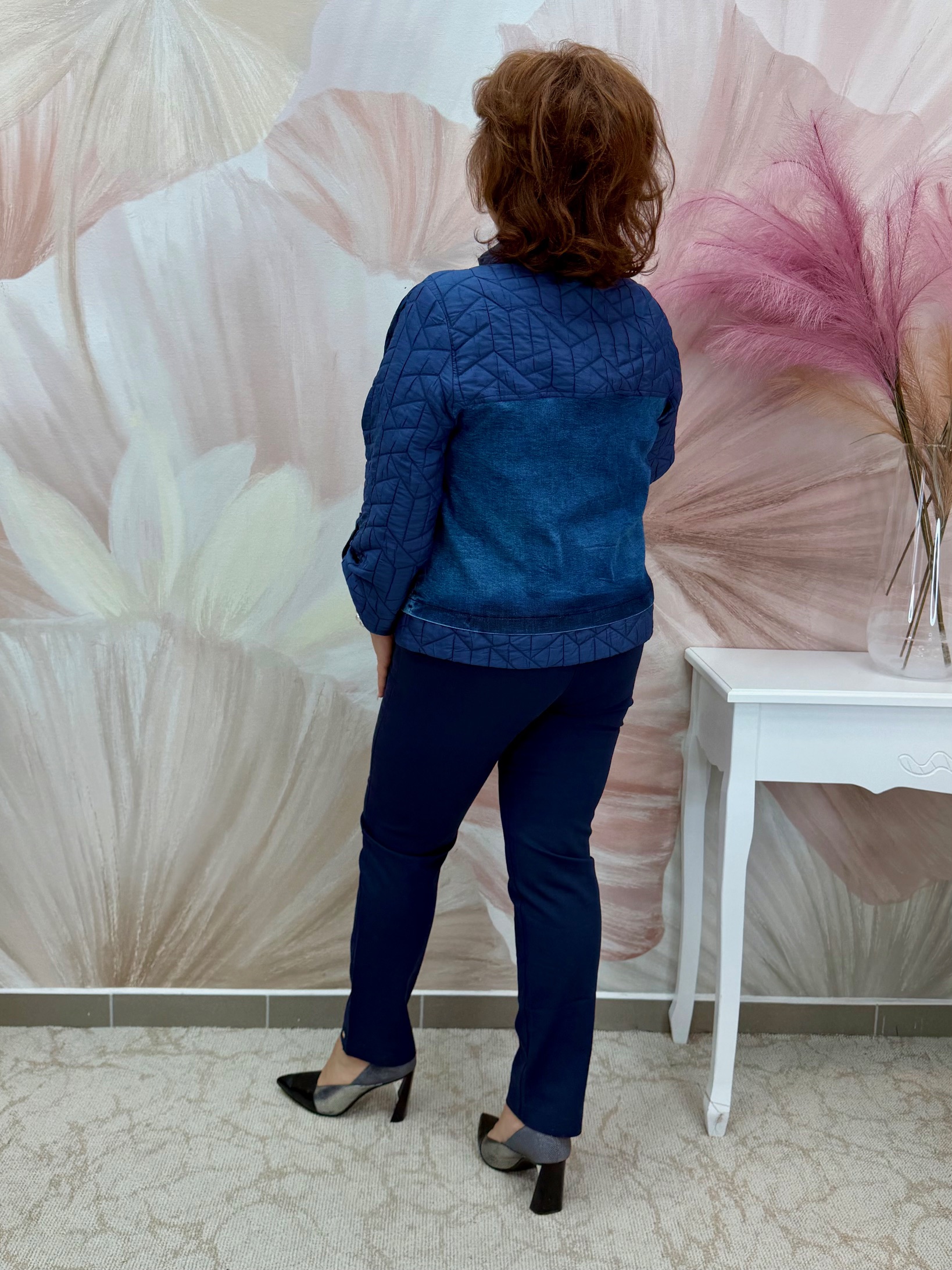 Sötétkék steppelt dzseki farmerbetéttel - Image 5