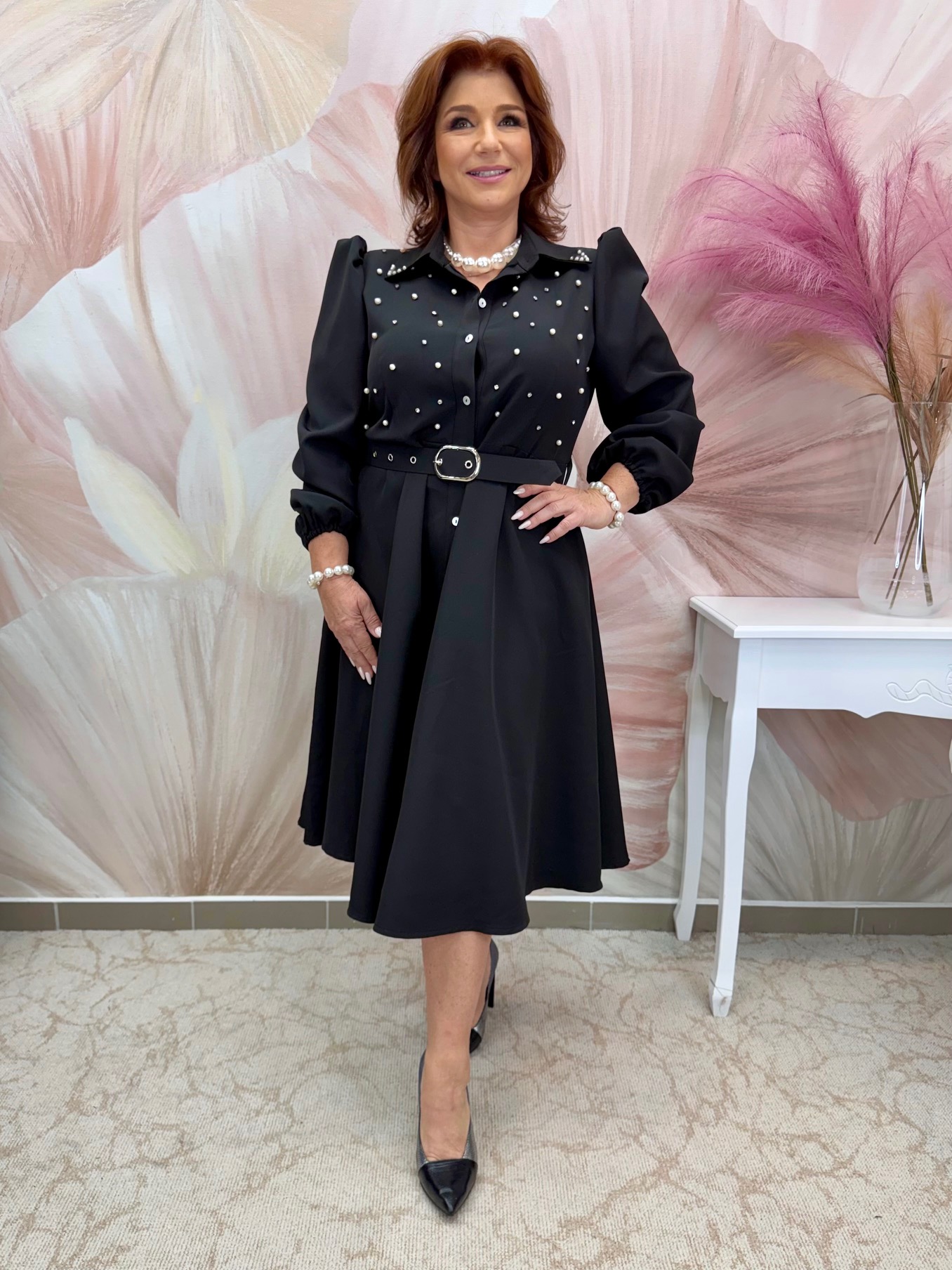 Csinos fekete gombos pamutvászon ruha