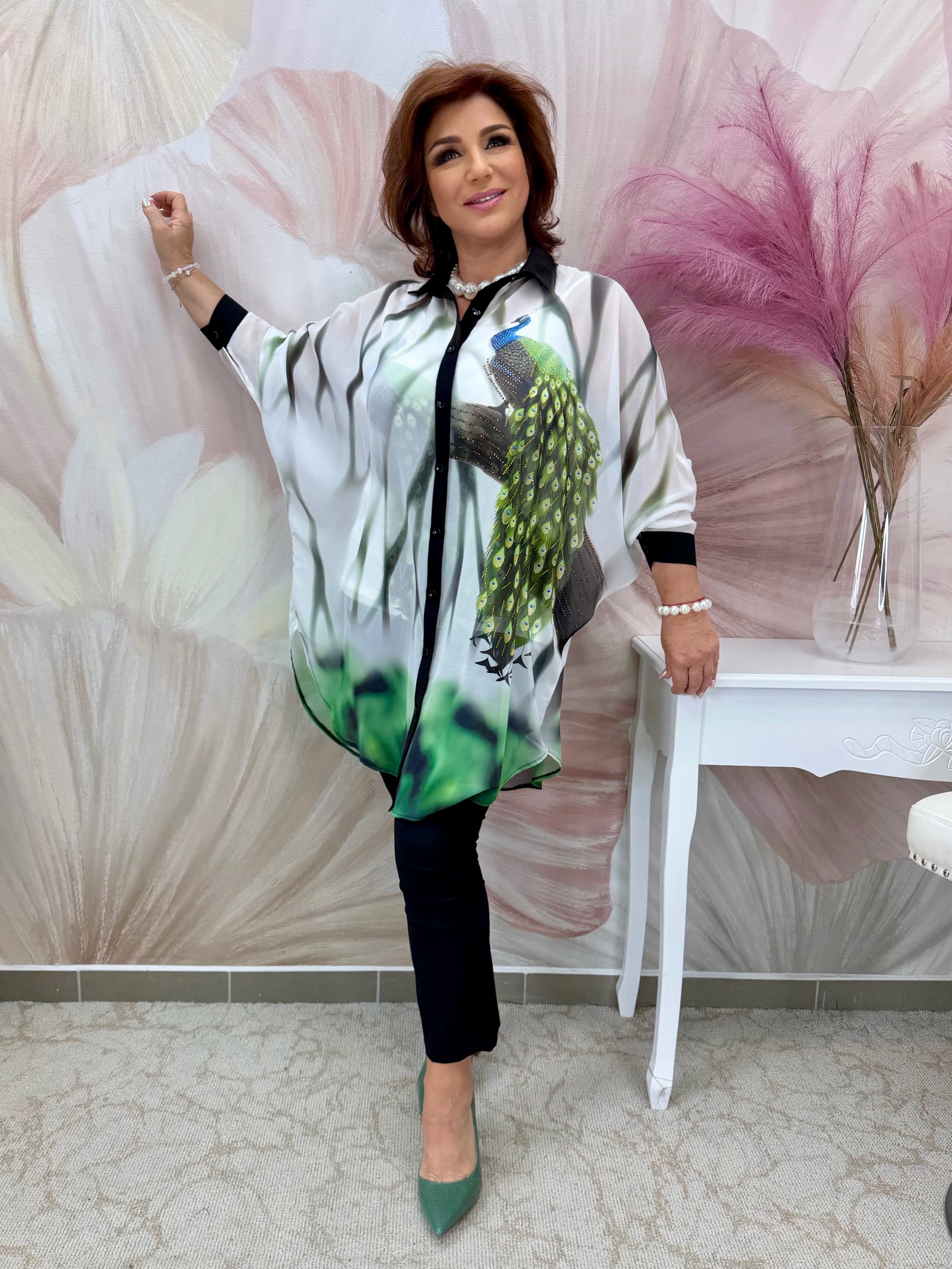 Csinos gombos páva mintás muszlin tunika toppal